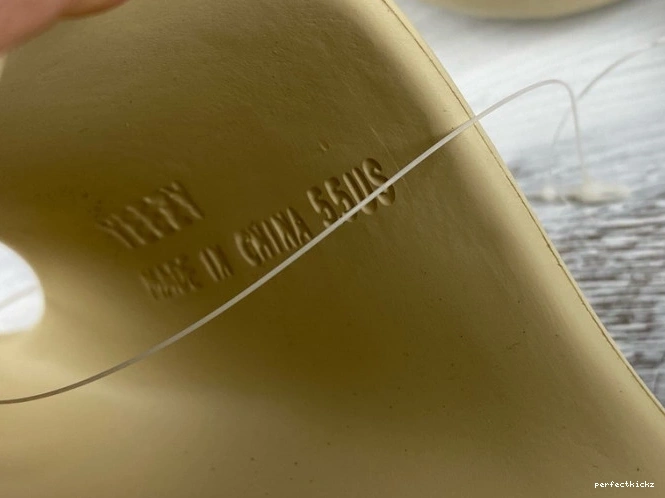 Slide Bone Adidas FW6345 Yeezy 0810